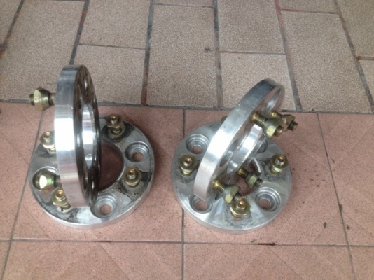 อะดับเตอร์มิเนียม 4รู114 ออก 4รู114 หนา15มิล เก่าญี่ปุ่นเเท้สภาพดี อะดับเตอร์มิเนียม 4รู114 ออก 4รู114 หนา15มิล เก่าญี่ปุ่นเเท้สภาพดี