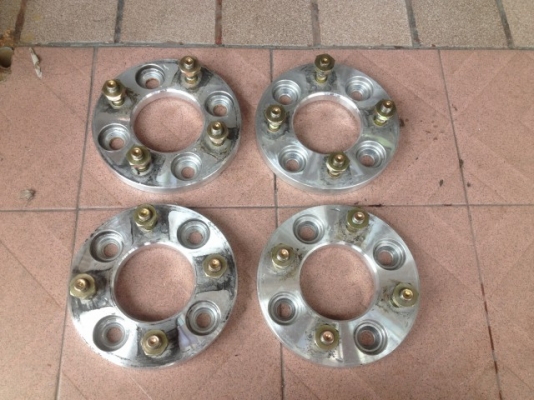 อะดับเตอร์มิเนียม 4รู114 ออก 4รู114 หนา15มิล เก่าญี่ปุ่นเเท้สภาพดี