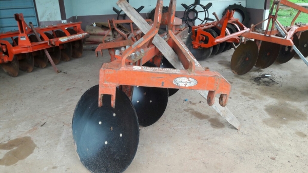 ขายผาน3X26ตราช้างใบใหม่ไม่หักไม่เชื่อมเดิมๆครับ