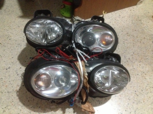 ไฟหน้า JAGUAR X TYPE เป็นซีน่อนสภาพสวยๆใสๆเก่าญี่ปุ่นเเท้คู่ละ