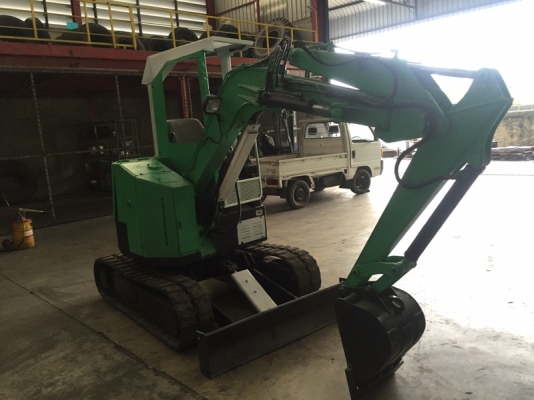 ขายรถแบคโฮ โคมัตสุ KOMATSU PC28 เครื่องยนต์ดีเซล พร้อมเปลี่ยนแทรกเหล็กใหม่ พร้อมเอกสารรับรองการนำเข้าINVOICE สภาพพร้อมใช้