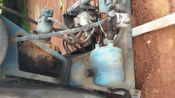 ขายโม่ติดหลังรถบรรทุก 7 คิว มี3ตัว ส่งให้ฟรี ขายโม่ติดหลังรถบรรทุก 7 คิว มี3ตัว ส่งให้ฟรี