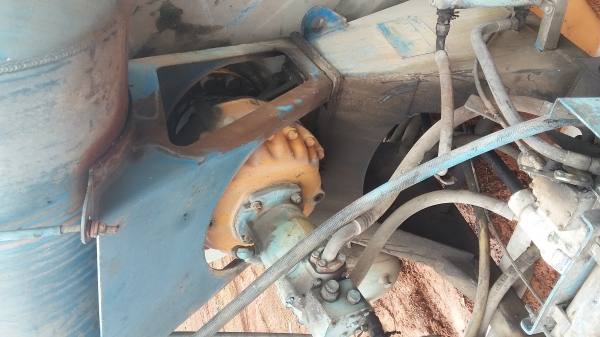 ขายโม่ติดหลังรถบรรทุก 7 คิว มี3ตัว ส่งให้ฟรี ขายโม่ติดหลังรถบรรทุก 7 คิว มี3ตัว ส่งให้ฟรี