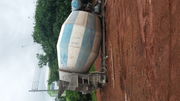 ขายโม่ติดหลังรถบรรทุก 7 คิว มี3ตัว ส่งให้ฟรี ขายโม่ติดหลังรถบรรทุก 7 คิว มี3ตัว ส่งให้ฟรี