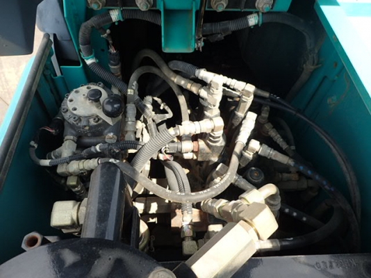 ขายรถขุดเก่าญี่ปุ่น kobelco sk115 yy04 รถสวยจริง รถมาถึงเมืองไทยเร็วๆนี้ สนใจติดต่อสอบถาม 092-3309229 อีด