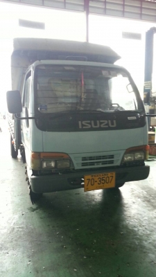 ขายรถ 6 ล้อ เล็ก ISUZU ใช้ CNG ขายตามสภาพ