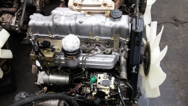 เครื่องยนต์ ฟอร์ด WL 2500 เครื่องสวยๆ พร้อมใช้