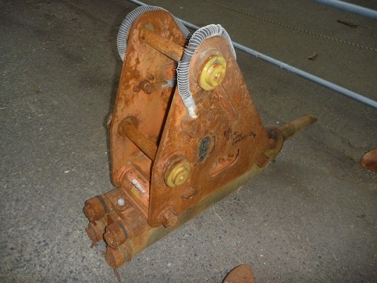 หัวกระแทก NPK รุ่น H-4X ใส่รถขนาก PC60 นำเข้าจากญี่ปุ่น ขายไม่แพงครับ