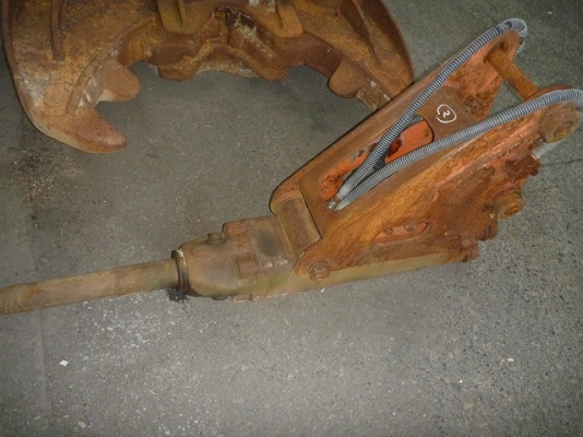 หัวกระแทก NPK รุ่น H-4X ใส่รถขนาก PC60 นำเข้าจากญี่ปุ่น ขายไม่แพงครับ