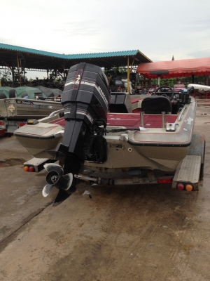 จัดโปร เรือแบส 19ฟุต เครื่องเมอร์คิวรี่ 175 สภาพสวยกิ๊บเก่าเก็บ คนชอบตกปลา เอาไปเลย 159,999฿ ด่วน!!! #‎สอบถาม โทร.081-9566498 คุณนรินทร์ จัดโปร เรือแบส 19ฟุต เครื่องเมอร์คิวรี่ 175 สภาพสวยกิ๊บเก่าเก็บ คนชอบตกปลา เอาไปเลย 159,999฿ ด่วน!!! #‎สอบถาม โทร.081-9566498 คุณนรินทร์