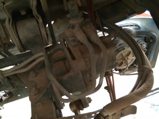 ขายรถหกล้อดัมพ์ HINO MEGA FC4J เครื่อง 144 แรงม้า ปี47 รถสวยพร้อมใช้งานกระบะดัมพ์สามมิตรมอเตอร์ ยาง 80\% ทะเบียนพร้อมโอนใช้อยู่จังหวัดเชียงราย ราคาขาย 870,000 บาท สนใจ ยู 087-1741158