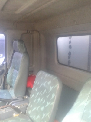 ขายรถบรรทุก 10 ล้อตู้ ฮีโน่ ใช้ CNG