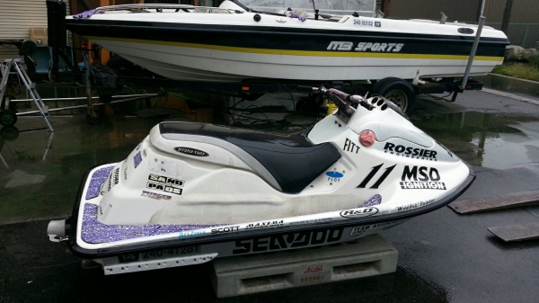 น่าจะเหลือลำเดียวในโลกการแข่งขัน SEADOO 720 (บอดี้เคฟล่าทั้งลำ ท่อแฟ๊กซ์จัดเต็ม) ถึงไทยจูนเองวิ่งแน่55555 จัดราคา 99,999฿