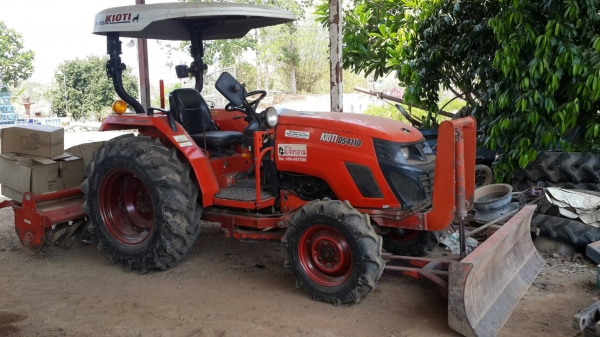 ขายรถไถนาไคโอติ 41 แรงม้าพร้อมใบดัน โรตารี่