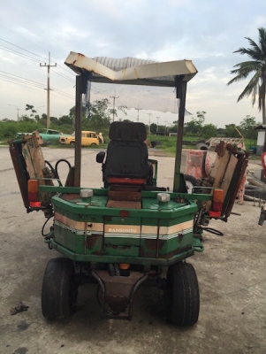 รถตัดหญ้ากรีน รถตัดหญ้านั่งขับ ยี่ห้อ ROMONESS