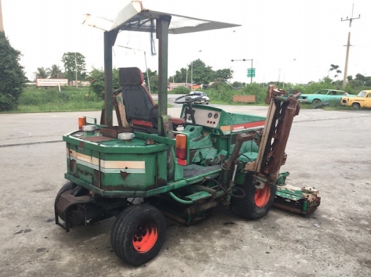 รถตัดหญ้ากรีน รถตัดหญ้านั่งขับ ยี่ห้อ ROMONESS