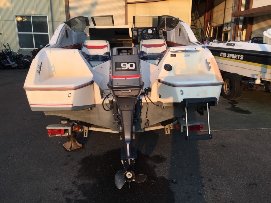 จัดโปรอีกสักลำ Bayliner 17ฟุต กับเครื่องYAMAHA90 เก่าเก็บจากญี่ปุ่น เอาไปเลยครับ 189,999฿