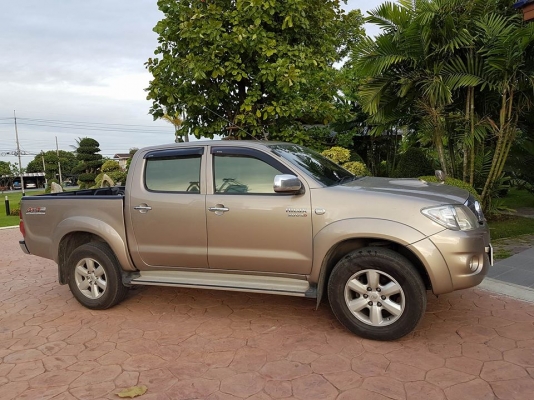 ขายรถ Toyota vigo 4  ประตู (4x4 )