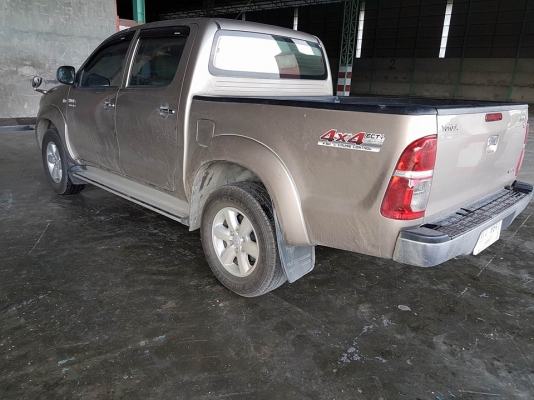 ขายรถ Toyota vigo 4  ประตู (4x4 )