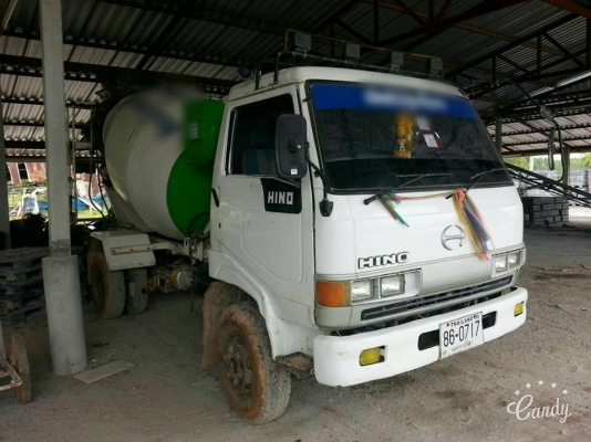 ขายรถโม่ปูน 4คิว โม่ตรงต่อใหม่ เครื่องดี แคชซีสวย รถใช้งานอยู่ สภาพพร้อม เอกสารถูกต้อง เล่มทะเบียนพร้อมโอน ราคา780,000 สนใจโทร 090-8588220คุณนะ 093-3258446คุณบิว หรือเข้าดูสินค้าอื่นๆได้ที่ www.narong2truck.com หรือ www.truck.in.th/498 หรือเพจFacebook ณรง