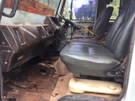 6 ล้อดั้ม 165 แรง ISUZU FSR11F รถห้างแท้เดิมๆ เล่มพร้อม