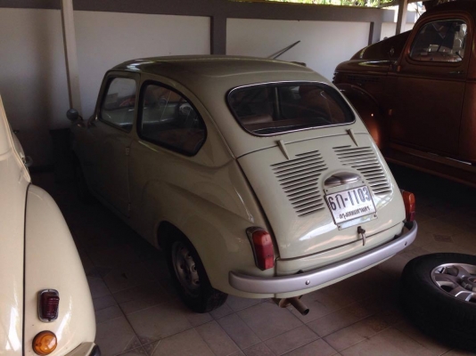 ขาย fiat 600 1955 เดิมทุกอย่าง