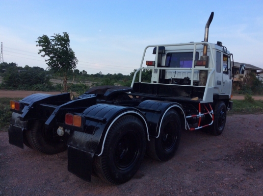 10ล้อMISSUBISHI  FUSO (ไอ้หลงFN527 หัวลาก 2เพลา) เครื่อง 220 แรงแท้  เทอร์โบ เกียร์10 สปีด ยางดี ครัทชีสวยจัด รถเดิมพร้อมใช้งานราคา 600,000 บาท ศุภากร 081-1903107 , 081-4252943.