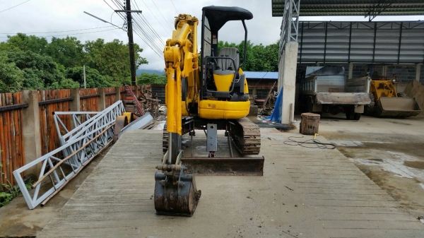 ขายรถแบคโฮ KOMATSU PC20