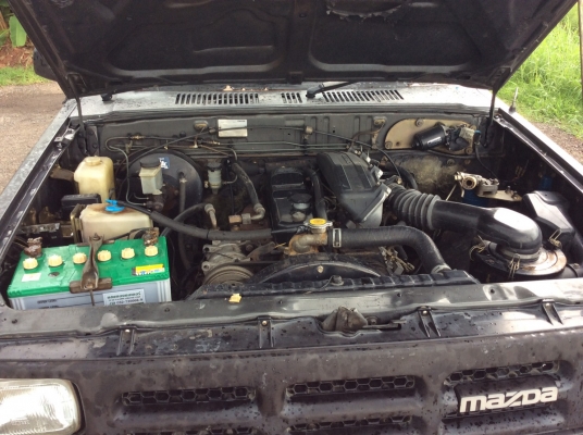 รถกระบะMAZDAแค๊ปจดทะเบียนปี 2536 เครื่อง ฝาดำ 2500 CC เครื่องดีแห้งๆ ขับดี  ครัทซีสวย  สีสวยรถเดิมๆบางๆ ไม่เคยทำสีภายในเดิมๆมีเบาะขาด ราคา78,000บาท ต่อรองได้คับ ศุภากร 081-1903107, 081-4252943