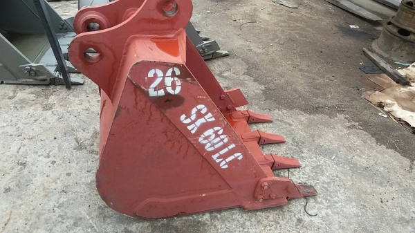 ขายบุ้งกี๋รถแบคโฮ