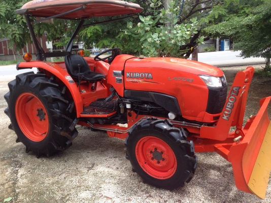 ขาย 4708 เดิมๆทั้งคัน 4WD พร้อมใบดันหน้าตราช้างของใหม่ และ ผาน6/24