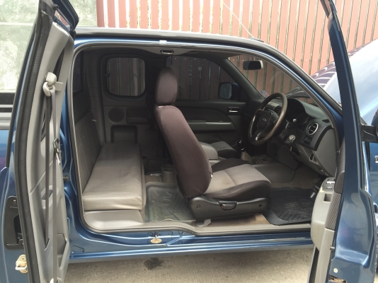 ฟอร์ดโอเพ่นแคปไฟฟ้าสภาพสวยๆซักคัน ฟอร์ดโอเพ่นแคปไฟฟ้าสภาพสวยๆซักคัน