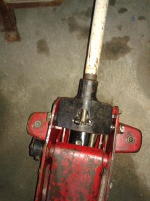 แม่แรงยกรถยนต์