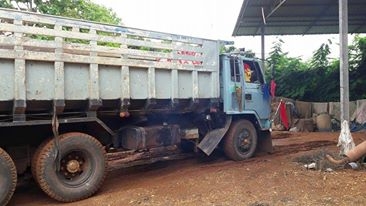 ขาย รถสิบล้อ ISUZU ร็อคกี้ เครื่อง 6HE 195+เทอร์โบ 2 เพลาดั้ม เบรคทิฟฟี่ เครื่องฟิตใหม่ แน่นแรงดี  เจ้าของขายเอง