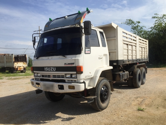 รถอีซูซุ 10 ล้อดั้ม FXZ  240 แรงม้า. ปี 34. , ( * หัว ขาว. )     สนใจติดต่อ  081 - 6079515