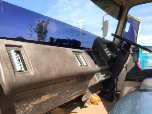 รถอีซูซุ 10 ล้อดั้ม FXZ  240 แรงม้า. ปี 34. , ( * หัว ขาว. )     สนใจติดต่อ  081 - 6079515