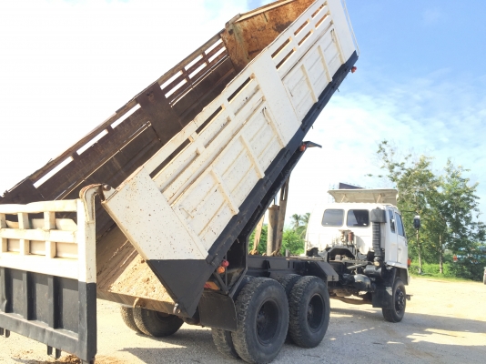 รถอีซูซุ 10 ล้อดั้ม FXZ  240 แรงม้า. ปี 34. , ( * หัว ขาว. )     สนใจติดต่อ  081 - 6079515