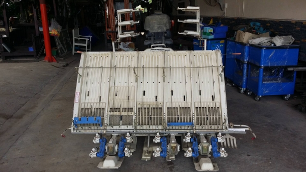 รถดำนานั่งขับ ISEKI  รุ่น PA500D-W เก่าญี่ปุ่น  ดำนา 5 แถว สภาพสวย เครื่องยนต์ติดง่าย