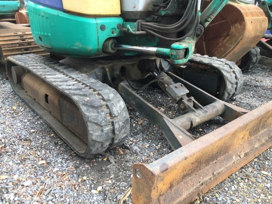 Komatsu PC35MR-1 รถขุดนำเข้าจากญี่ปุ่น โทร. 080-6565422 (หนิง)