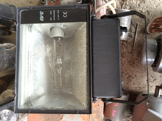 สปอร์ตไล้ท์