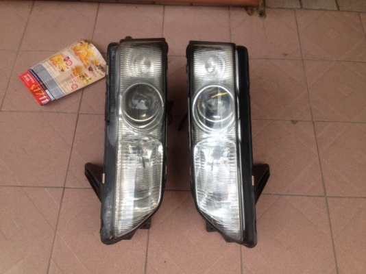 ไฟหน้า NISSAN SKYLINE R32 เก่าญี่ปุ่นเเท้สภาพดีคู่ละ