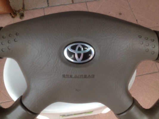 วง TOYOTA GRANVIA 4 ก้านไม่สลับหนังเย็บสไปร่อนครบเก่าญี่ปุ่นสภาพดี วง TOYOTA GRANVIA 4 ก้านไม่สลับหนังเย็บสไปร่อนครบเก่าญี่ปุ่นสภาพดี