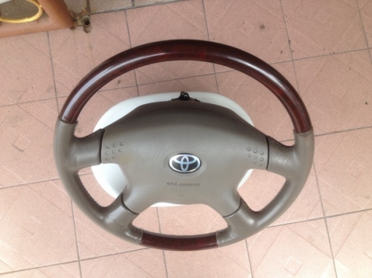 วง TOYOTA GRANVIA 4 ก้านไม่สลับหนังเย็บสไปร่อนครบเก่าญี่ปุ่นสภาพดี วง TOYOTA GRANVIA 4 ก้านไม่สลับหนังเย็บสไปร่อนครบเก่าญี่ปุ่นสภาพดี