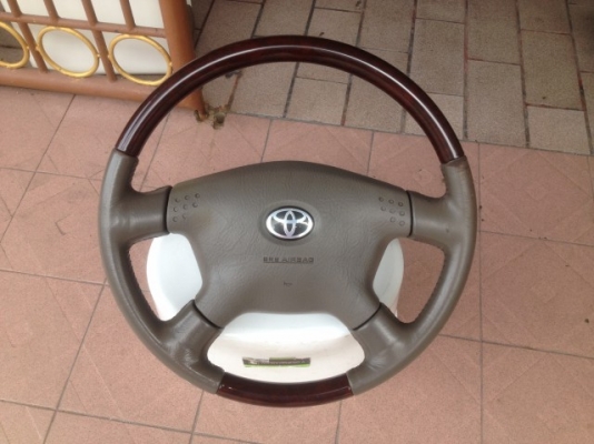 วง TOYOTA GRANVIA 4 ก้านไม่สลับหนังเย็บสไปร่อนครบเก่าญี่ปุ่นสภาพดี