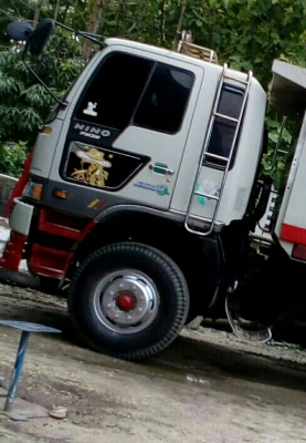 ลูกค้ามัดจำเรียบร้อย ครับ สิบล้อ ฮีโน่ FM3H วาง EP100-220แรง 2เพา ดั้มสามมิต สวยๆสภาพดีเดิมๆพร้อมใช้ ทะเบียนพร้อมโอน ลูกค้ามัดจำเรียบร้อย ครับ สิบล้อ ฮีโน่ FM3H วาง EP100-220แรง 2เพา ดั้มสามมิต สวยๆสภาพดีเดิมๆพร้อมใช้ ทะเบียนพร้อมโอน