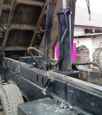 ลูกค้ามัดจำเรียบร้อย ครับ สิบล้อ ฮีโน่ FM3H วาง EP100-220แรง 2เพา ดั้มสามมิต สวยๆสภาพดีเดิมๆพร้อมใช้ ทะเบียนพร้อมโอน ลูกค้ามัดจำเรียบร้อย ครับ สิบล้อ ฮีโน่ FM3H วาง EP100-220แรง 2เพา ดั้มสามมิต สวยๆสภาพดีเดิมๆพร้อมใช้ ทะเบียนพร้อมโอน