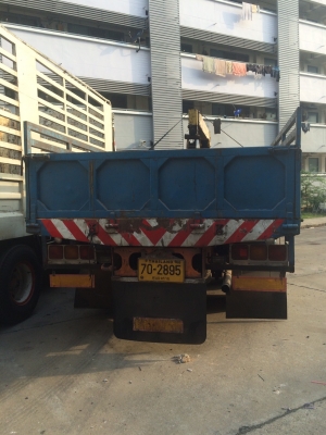 ฝากขายรถสิบล้อติดเครน ฝากขายรถสิบล้อติดเครน