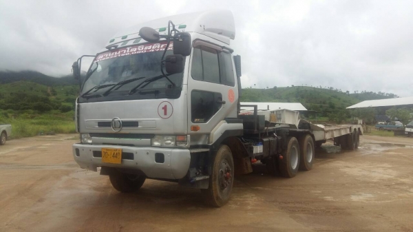 ขายรถบรรทุกหัวลาก ยี่ห้อ NISSAN UD CW430 พร้อมหางโรเบท 2 เพลา ราคา 1,090,000 บาท