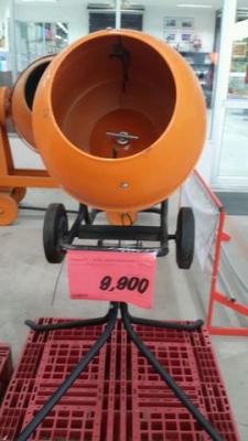 โม่ผสมคอนกรีตเล็ก