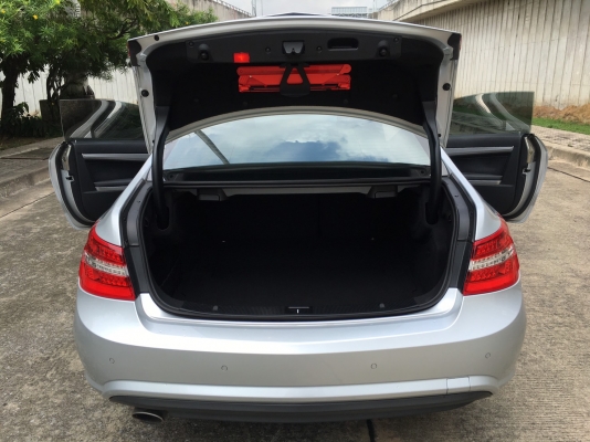 2010 BENZ E-CLASS, E250 CDI ดีเซล มือเดียว ใช้น้อย ประวัติเข้าศูนย์เบนซ์พระราม3